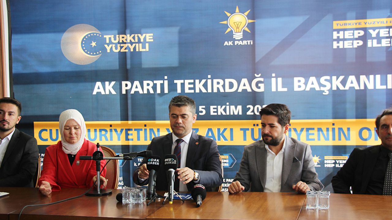 AK Parti İl Başkanı Gümüş’ten iddialı açıklama: “Tekirdağ’da 12 belediye var. Yani bir büyükşehir ve 11 ilçe belediyesi var. AK Parti her birini kazanmaya namzettir”