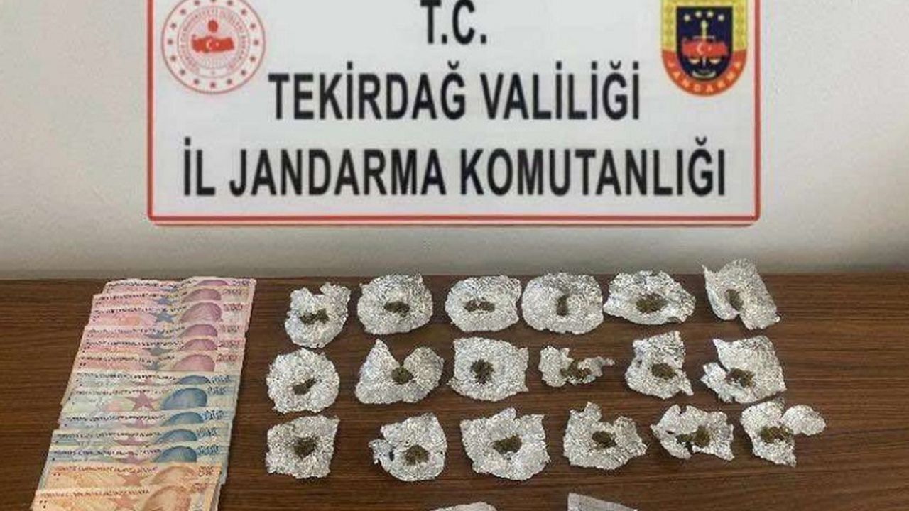 Jandarma uyuşturucu satıcılarına göz açtırmadı