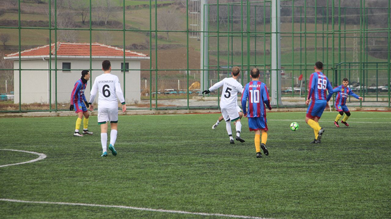 Kritik maçın galibi Büyük Çınarlıspor oldu: 1-3