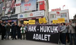 CHP İl Başkanlığı önünde protesto