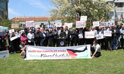 Üniversitelerden Filistin'e destek için oturma eylemi