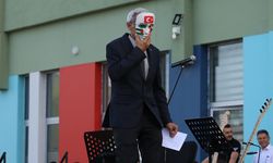 Okul müdüründen Gazze'ye maskeli destek