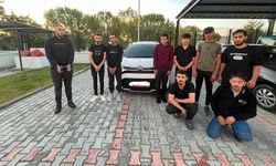 "Dur" ihtarına uymayan otomobilden göçmen çıktı