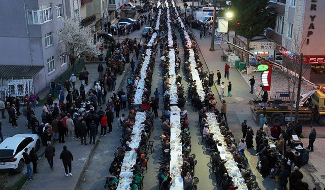 Çerkezköy’de 10 yıllık gelenek: Mahalle iftarları