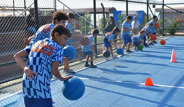 Sosyalleşip spor yaptılar