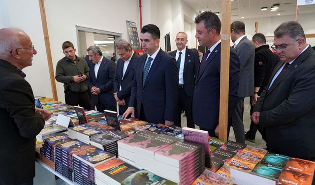 Çorlu Kitap ve Kırtasiye Fuarı açıldı