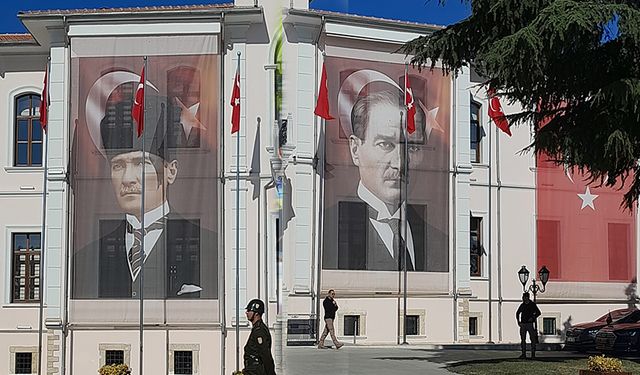 Tekirdağ bayraklarla donatıldı