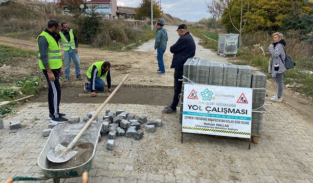 Belediyenin yol mesaisi sürüyor