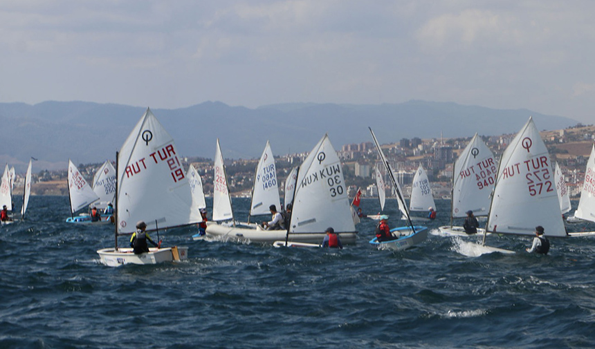 trakyagazetesi-Yelken yarışlarına 5 ülkeden sporcular katıldı2